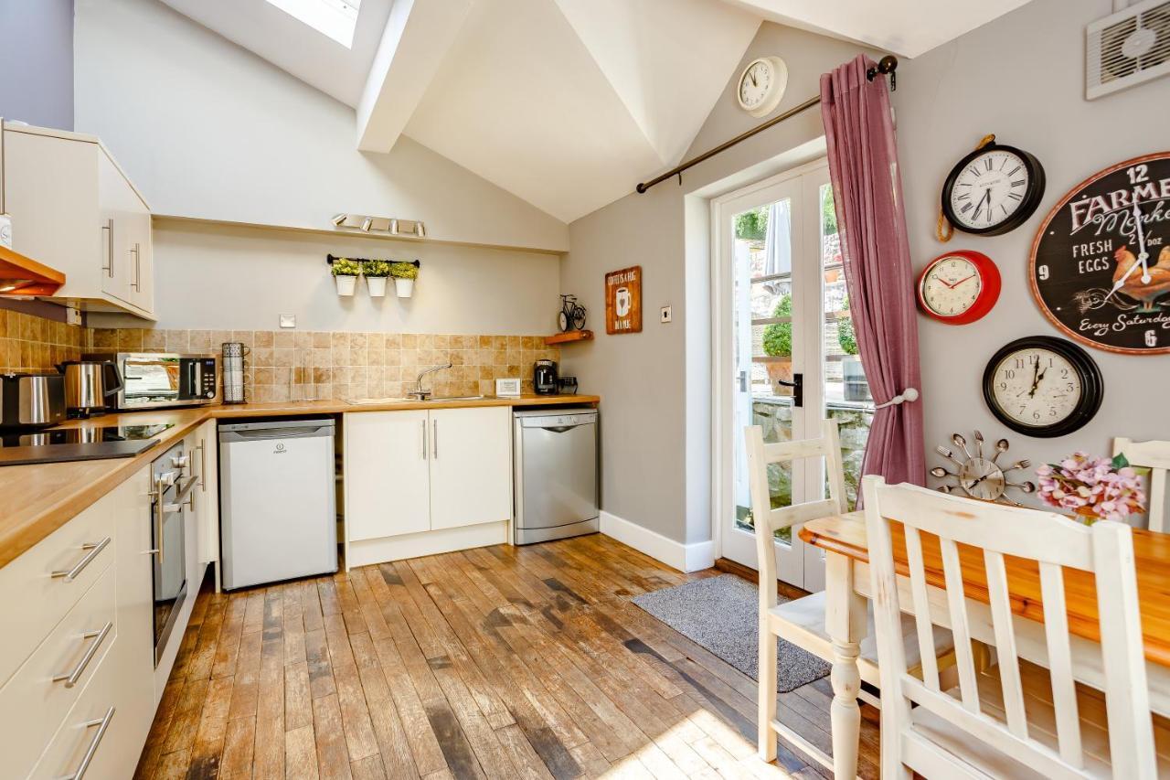 Broadrock Accommodation - Clock Cottage Chepstow Εξωτερικό φωτογραφία